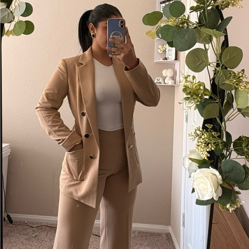 Tan Women's Blazer